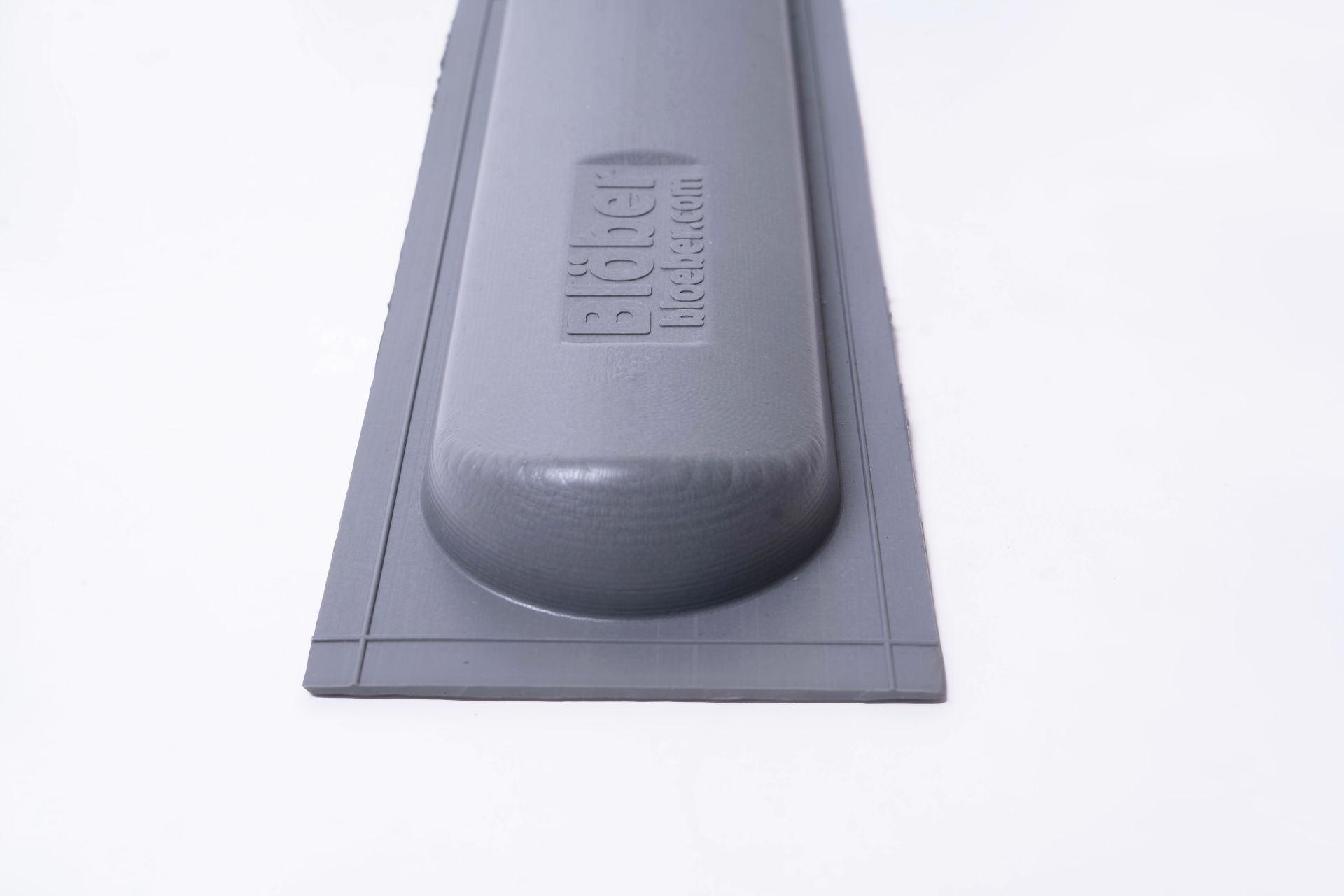 Blöber Fender Model P. Northern Europe and Baltic states. Blöber Ltd